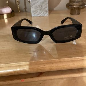 Na-kd brand sunglasses